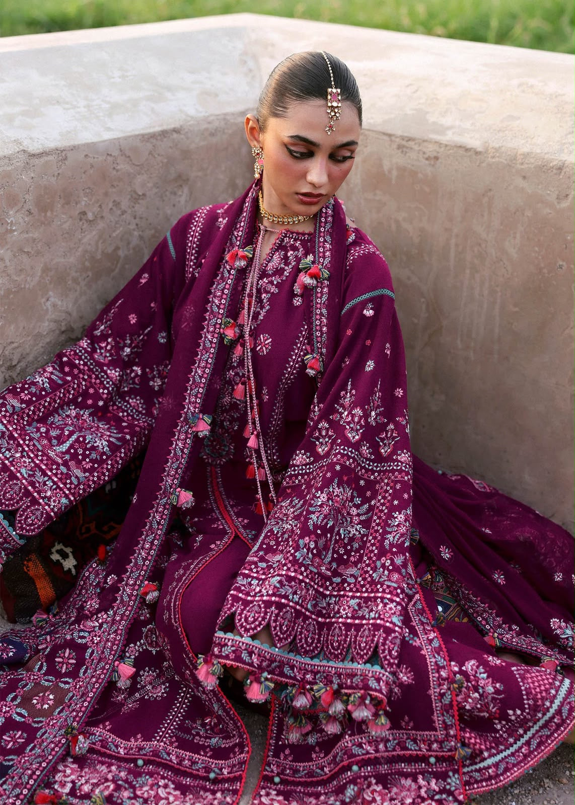 HUSSAIN REHAR LUXURY EMBROIDERED DHANAK 3-Piece Unstitshed Suit