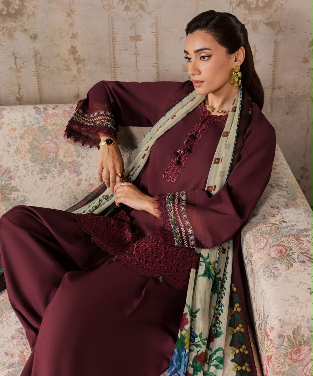 SAPPHIRE 3-Piece Dhanak Embroidered Suit Unstitched